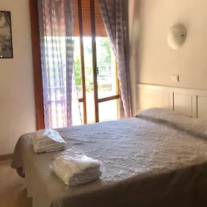 Sansovino Bed And Car Italie